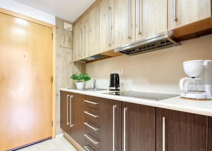 Center-26 By Interhome *